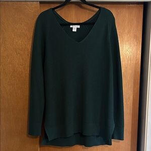 Athleta - never worn - Forest Green V-Neck Sweater